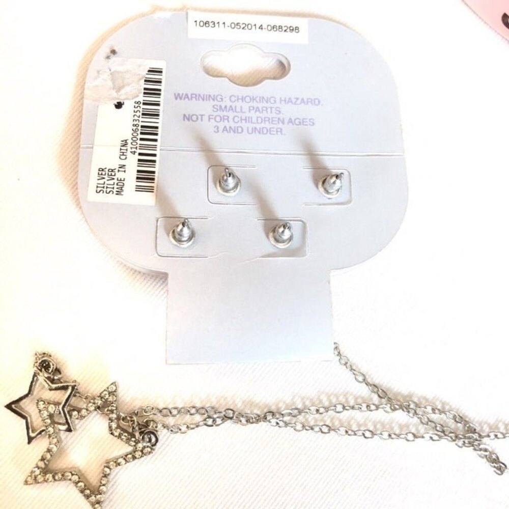 Charlie Girl Star Necklace & Earrings Set NOC - Picture 2 of 7